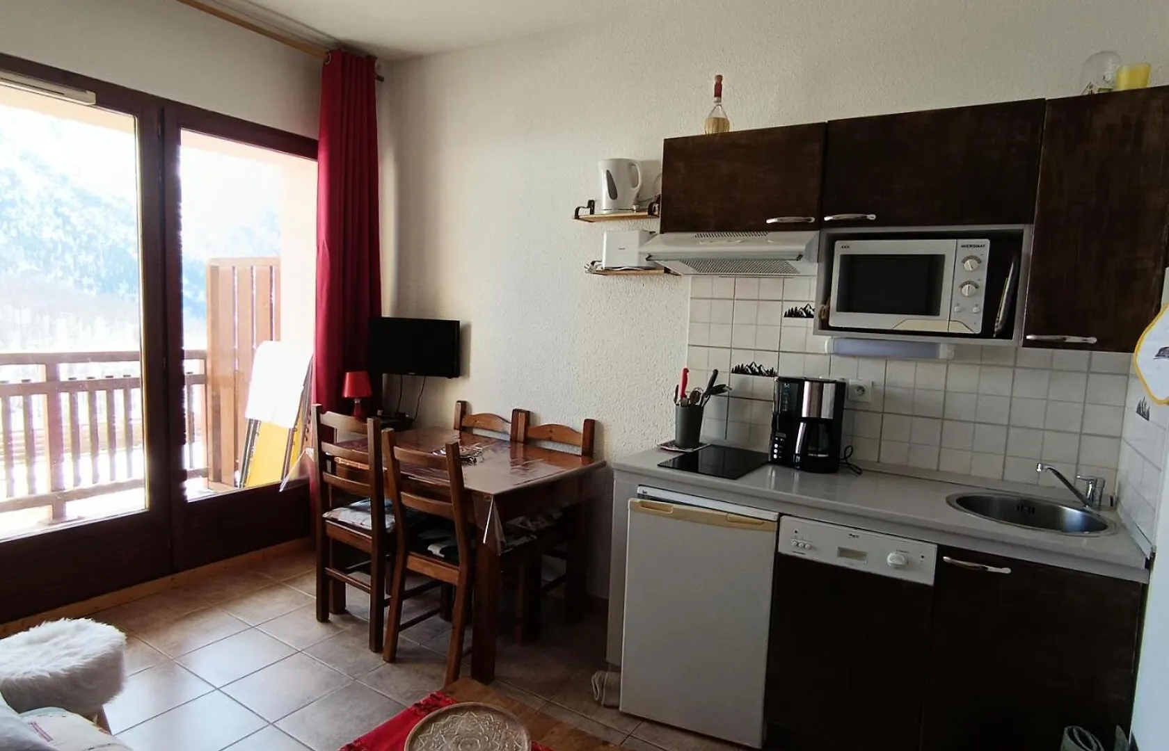 Apartment Residence Plein Soleil - Joli Studio Sur Les Hauteurs De La Station Avec Superbe Vue - Parking Mae-0411 Montgenevre France